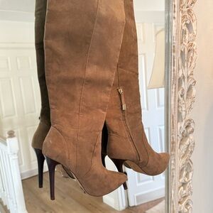 Over the knee forever21 faux suede boots